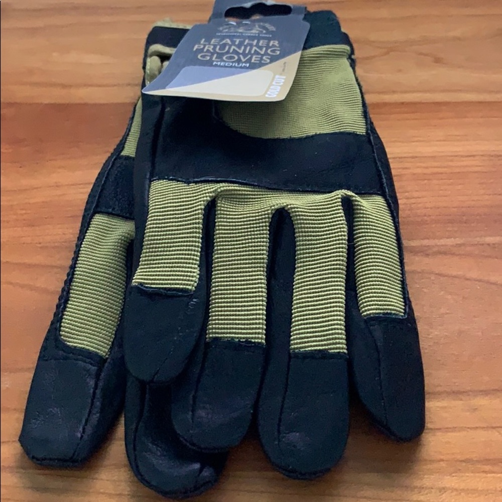 Leather pruning garden gloves size M